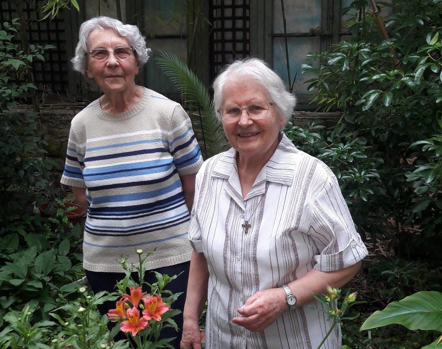 Au-revoir des sœurs Andrée et Solange