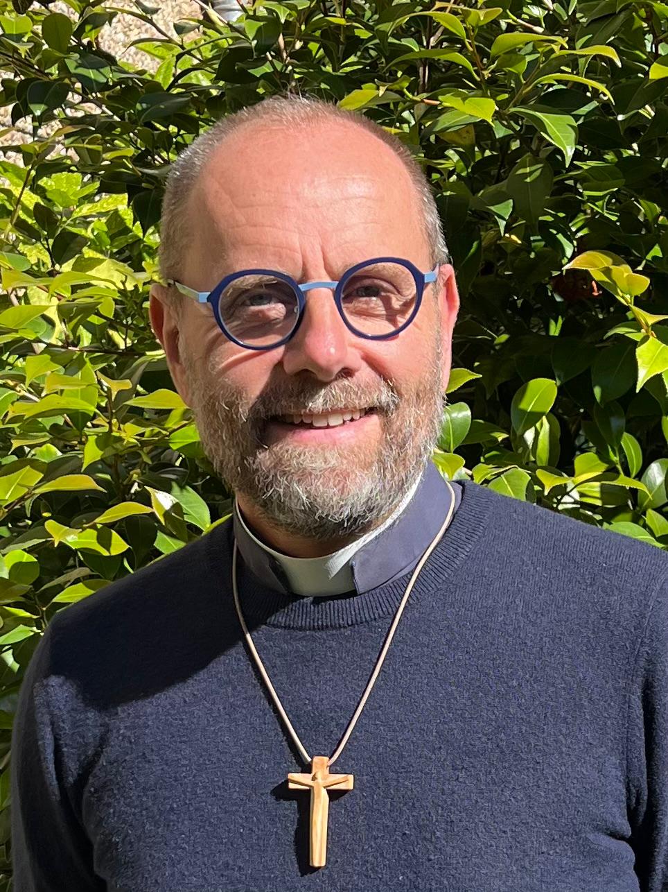 Bienvenue au père Xavier !